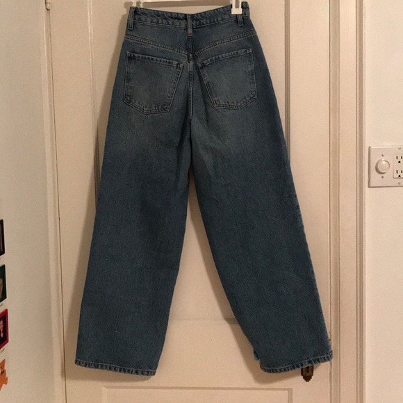 ASOS High Rise Relaxed Boyfriend Jeans - Picture 3 of 4